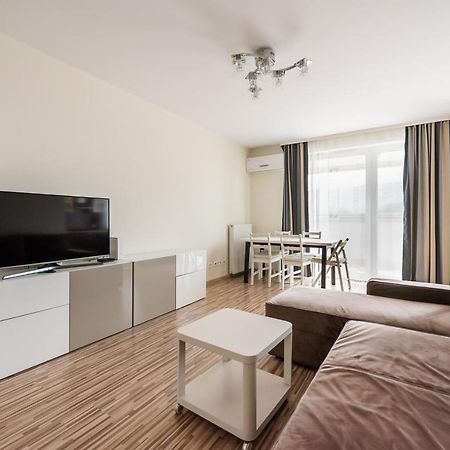 Metro Kondratowicza Spacious Apartment Warsaw Ngoại thất bức ảnh