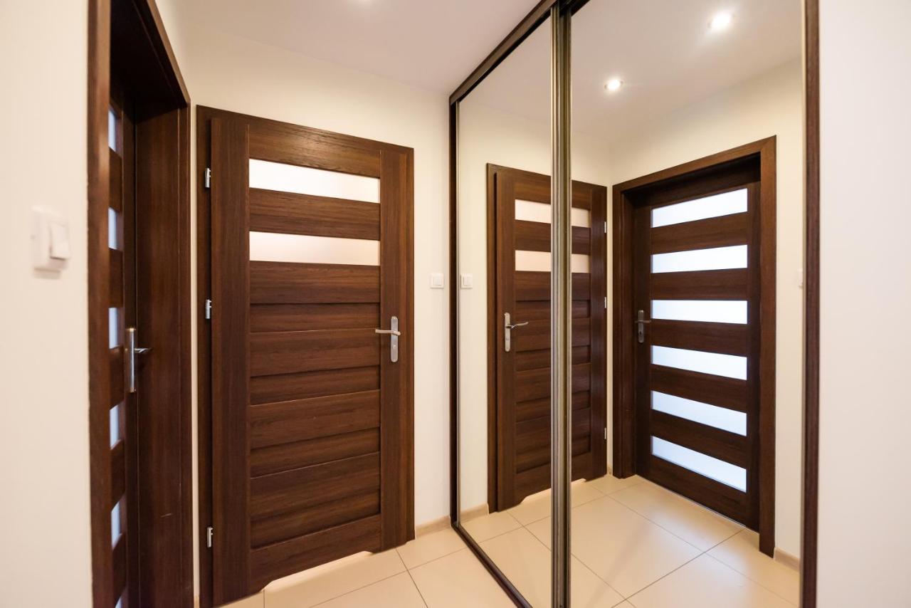 Metro Kondratowicza Spacious Apartment Warsaw Ngoại thất bức ảnh