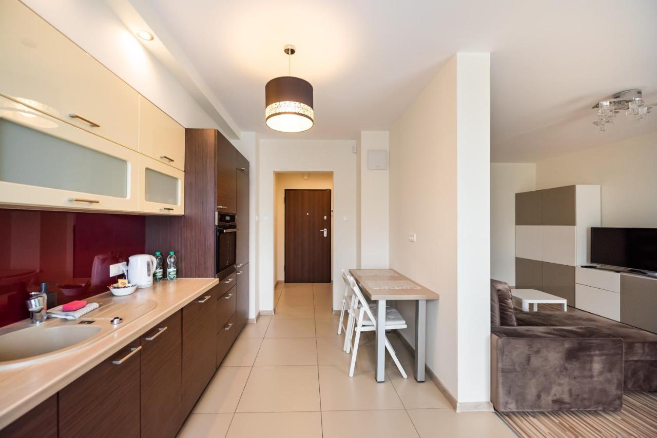 Metro Kondratowicza Spacious Apartment Warsaw Ngoại thất bức ảnh